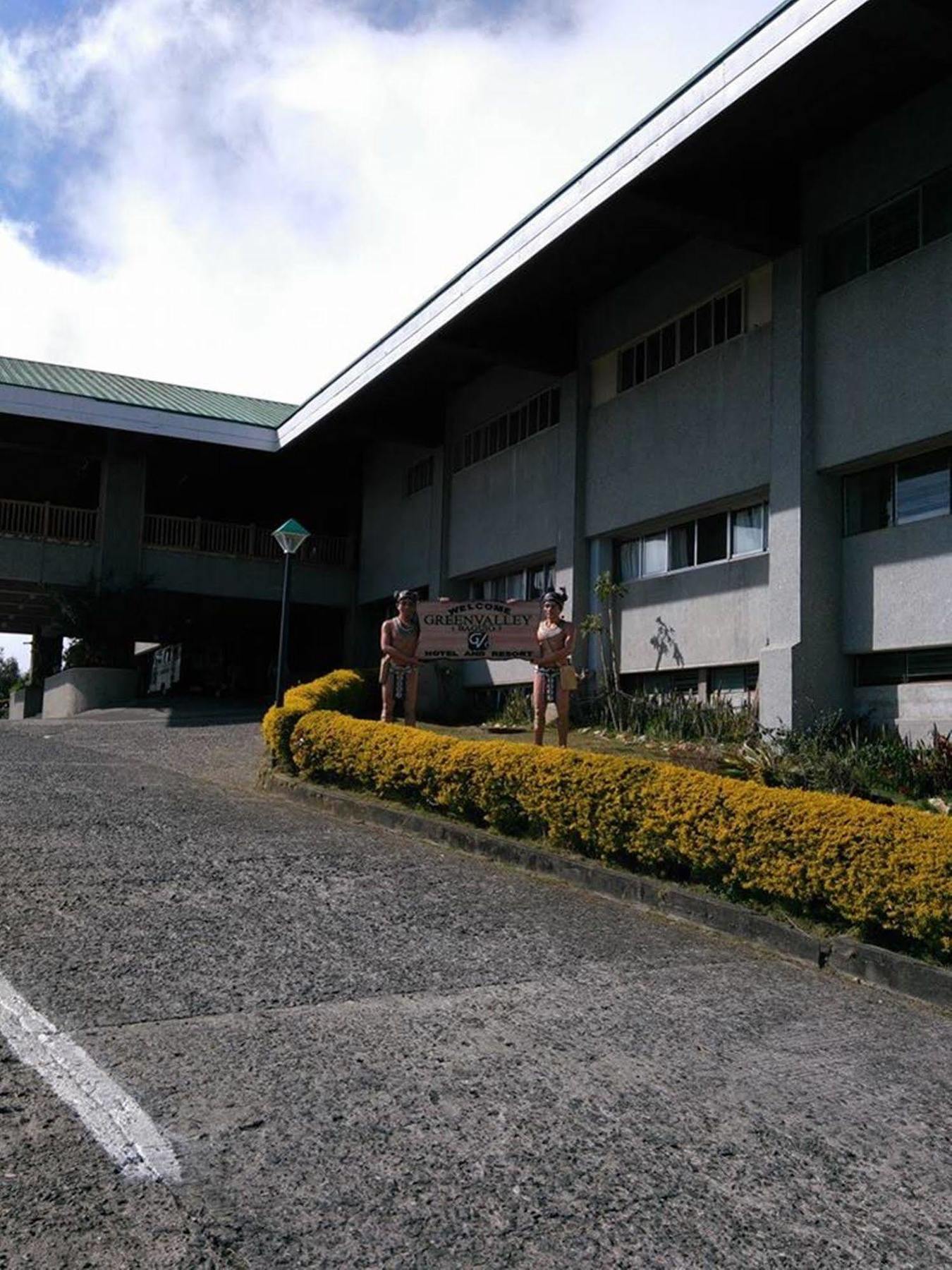 Green Valley Baguio Hotel And Resort Багио Экстерьер фото